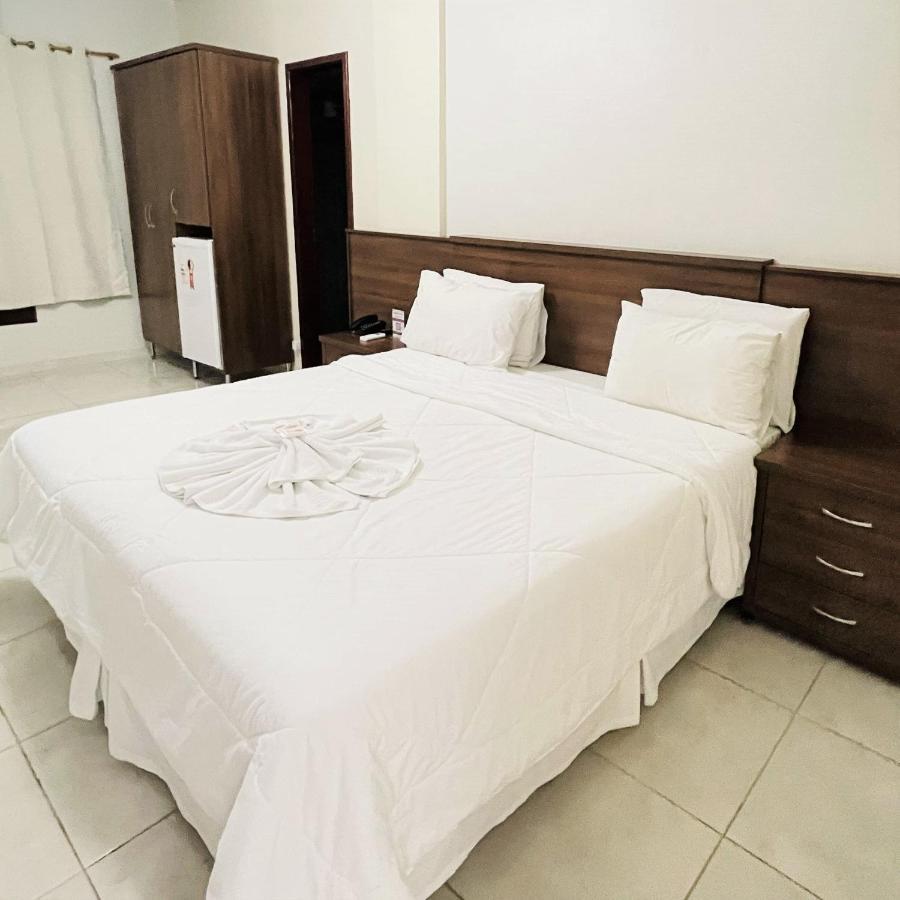 Hotel Albinos Итаперуна Екстериор снимка