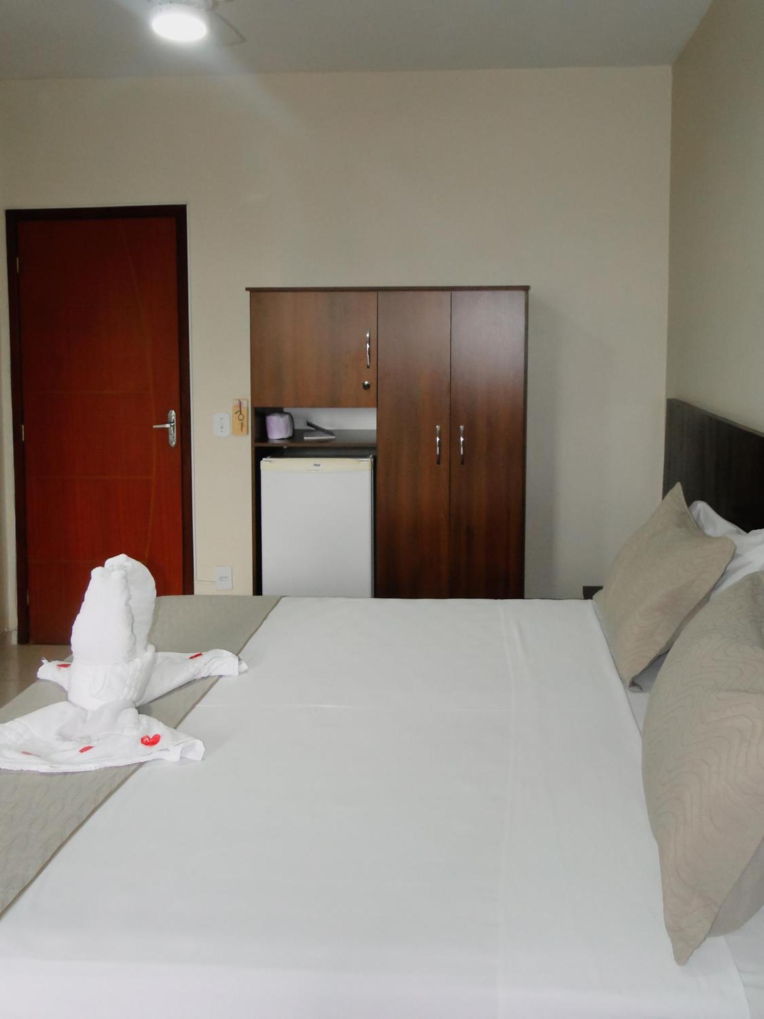 Hotel Albinos Итаперуна Екстериор снимка